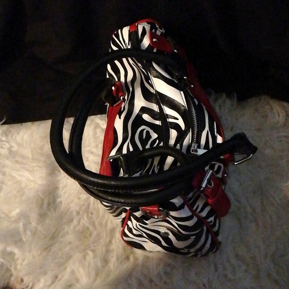 Purse - Picture 3 of 4